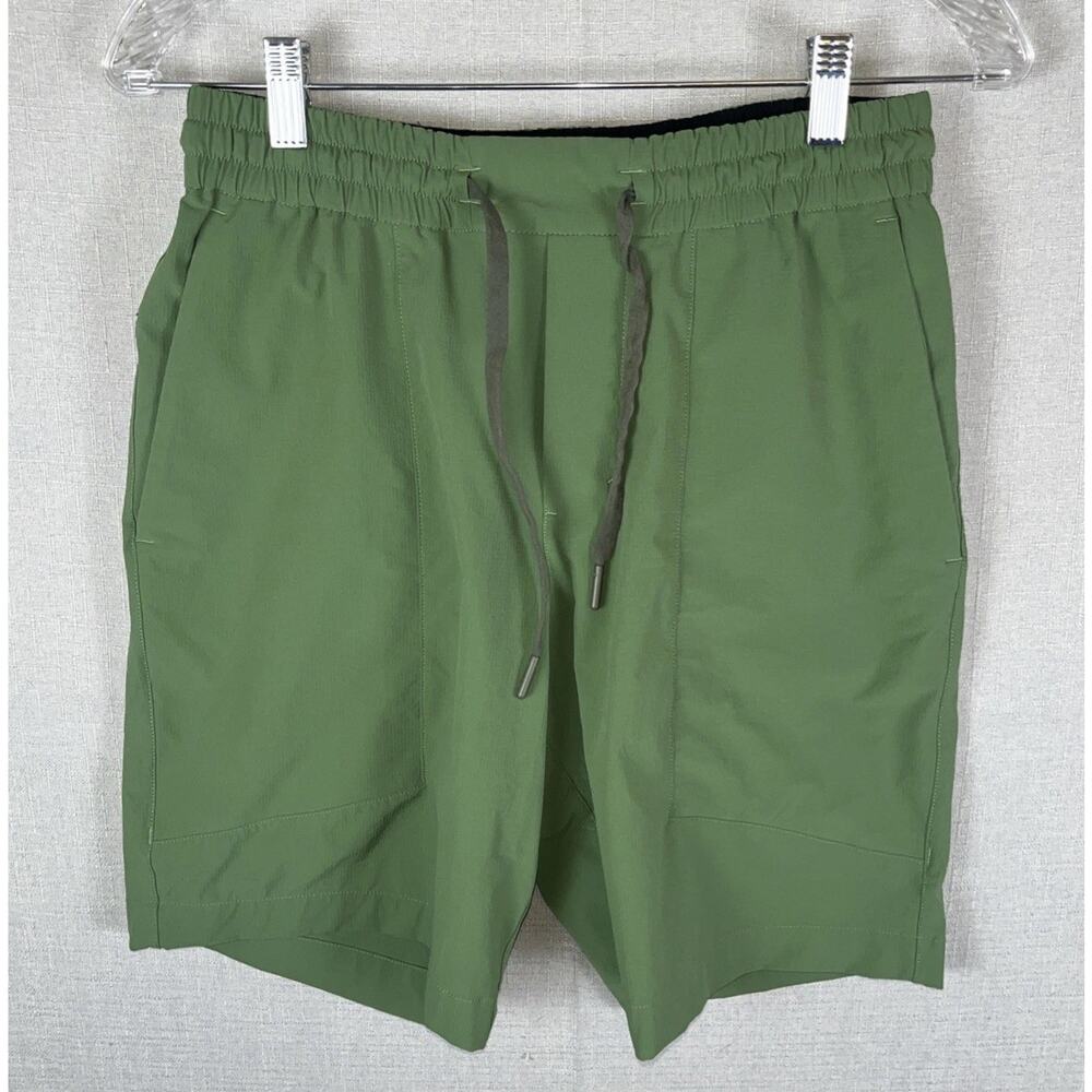 Lululemon Mens Shorts Size Small Bowline 8" Ripstop Gym Green LM7ARQS